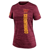 T-shirt Nike bordeaux Washington Commanders Sideline Velocity Dri-FIT pour femme