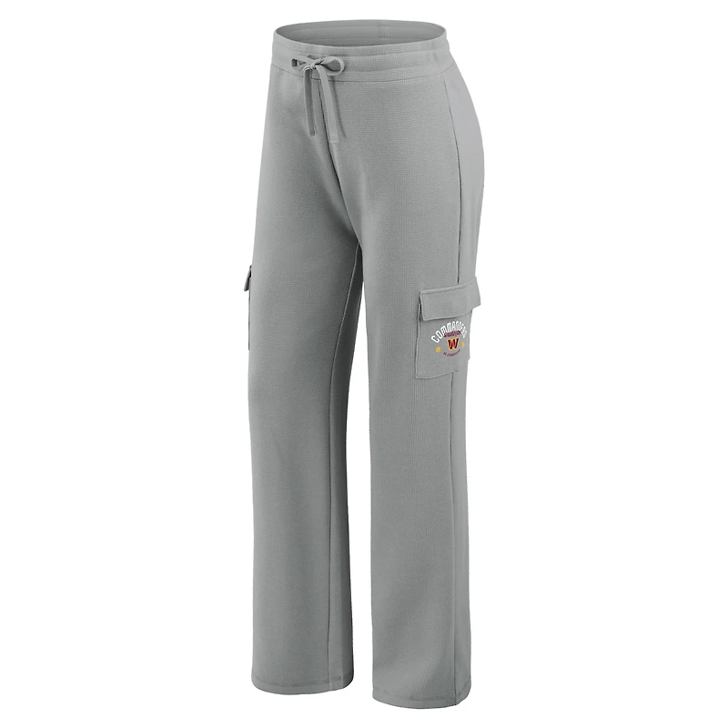 Ensemble de détente pour femme WEAR by Erin Andrews Gray Washington Commanders, chemise à capuche manches longues et pantalon en tricot gaufré