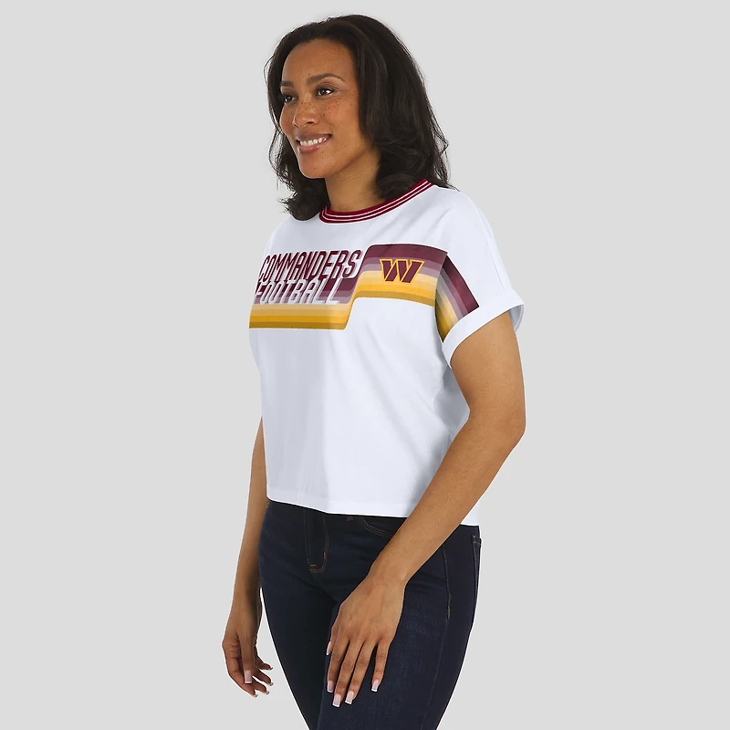 T-shirt court à rayures centrales et col dolman blanc pour femme WEAR by Erin Andrews, Washington Commanders