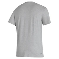 T-shirt d'avant-match AEROREADY avec logo de casier principal des Washington Huskies adidas gris pour hommes