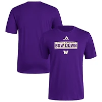 T-shirt d'avant-match adidas violet Washington Huskies pour homme, avec slogan de vestiaire