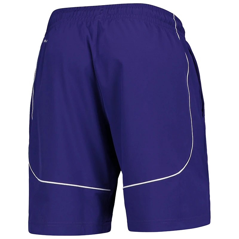 Short de basketball AEROREADY violet adidas pour hommes des Washington Huskies Swingman