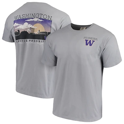 T-shirt gris Washington Huskies Comfort Colors Campus Scenery pour hommes