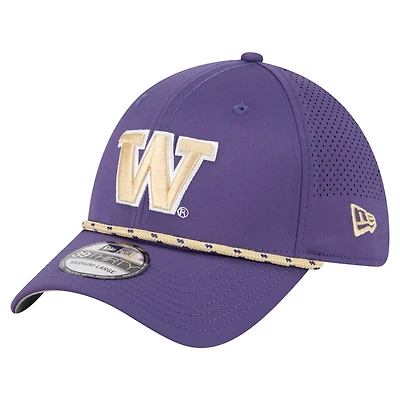 Casquette New Era 39THIRTY Flex violette Washington Huskies pour homme
