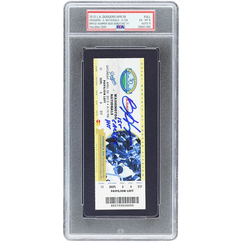 Billet autographié par Bryce Harper des Washington Nationals, datant du 28 avril 2012, pour son premier coup sûr en carrière (MLB). Authentifié par PSA (6/9). Inscription : « 1er coup sûr en carrière ».