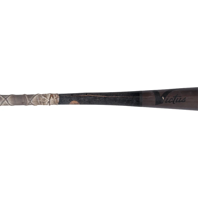 V106832 WANATS Drew Millas Washington Nationals Game-Used Gris et Noir Victus Broken Bat contre l'athlétisme le 5 août 2025 81 Drew Millas UNS GU BAT 45884 COLGMUEQU GUBBBT2983 #5