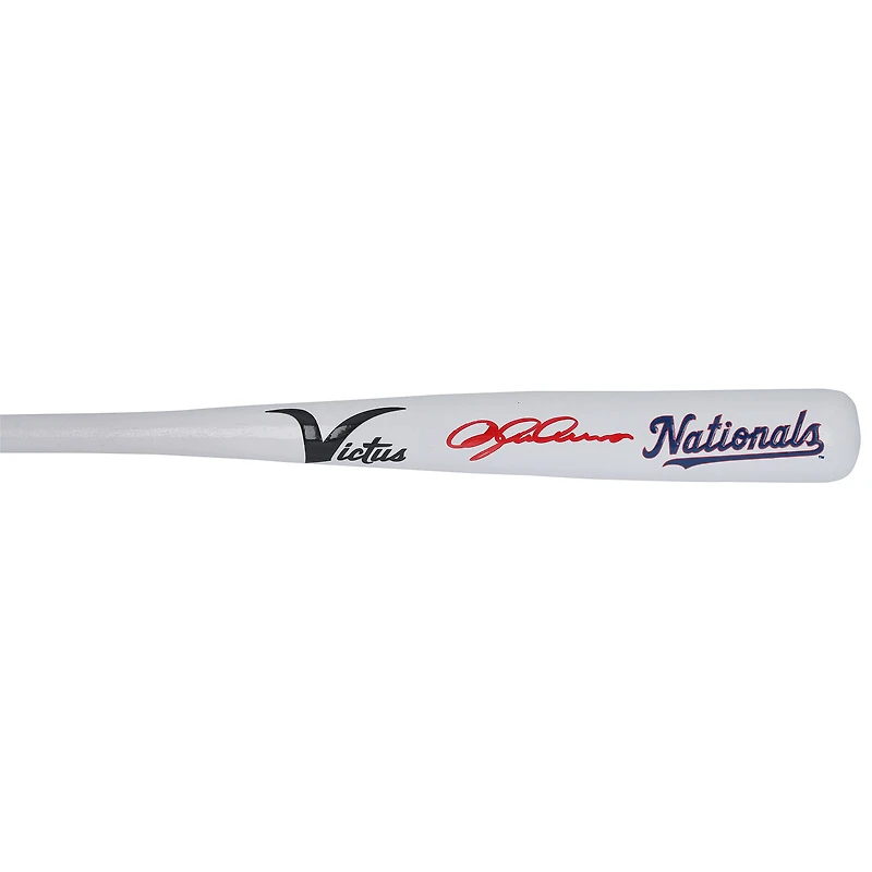 Bâton miniature Victus autographié par Dylan Crews, des Washington Nationals, avec identification de l'équipe.