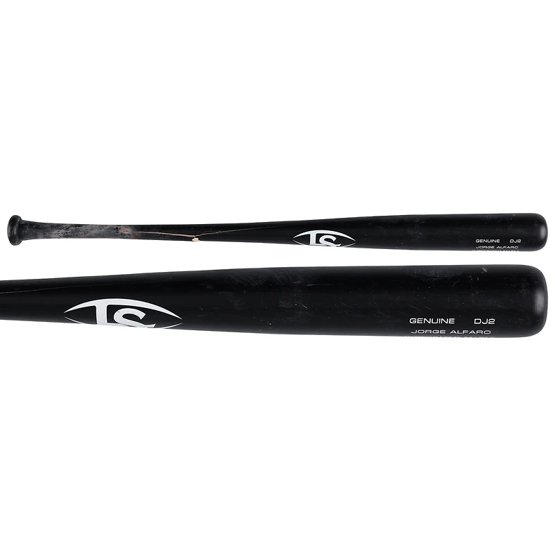 Bâton cassé Louisville Slugger noir utilisé par Jorge Alfaro, des Washington Nationals, lors du match contre les New York Mets le 19 septembre 2025.