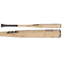 La batte cassée de Tan Marucci, utilisée par José Tena pour les Nationals de Washington, contre les Phillies de Philadelphie, le 29 avril 2025