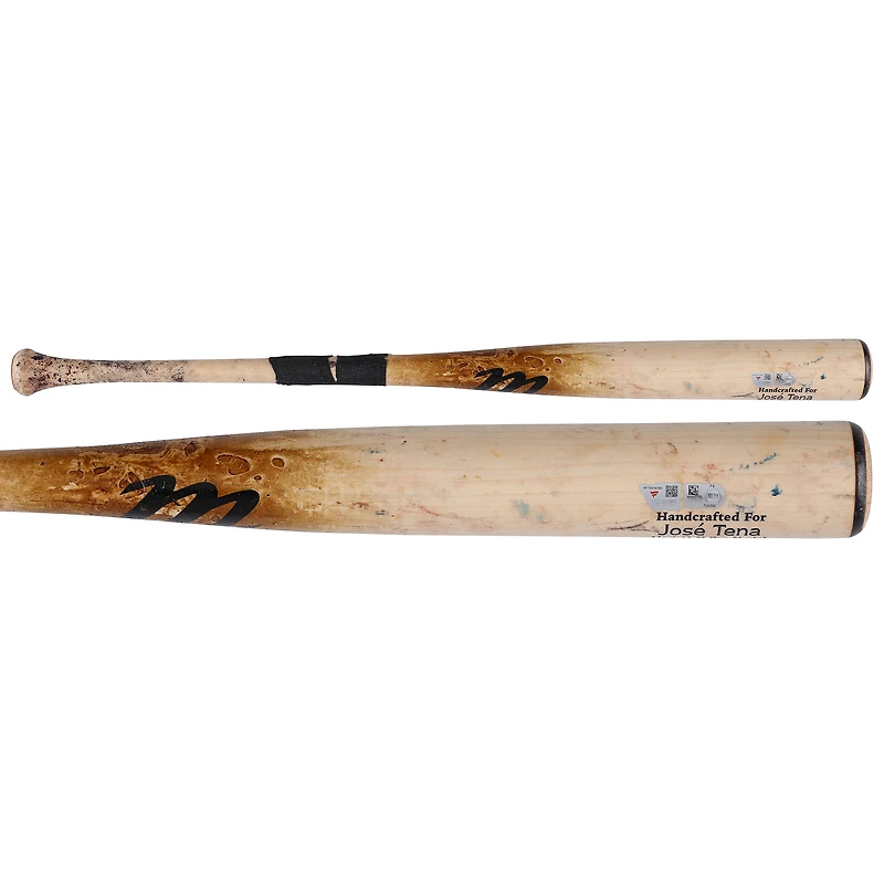 Batte Tan Marucci cassée utilisée par José Tena des Washington Nationals lors du match contre les Pittsburgh Pirates le 13 avril 2026