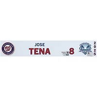Plaque signalétique n° 8 de José Tena, joueur des Nationals de Washington, lors de l'entraînement de printemps 2025 de la MLB