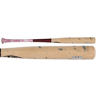 Batte cassée beige/rouge des Louisville Slugger de Luis García Jr., utilisée par les Nationals de Washington, lors du match contre les Pirates de Pittsburgh, le 16 avril 2025