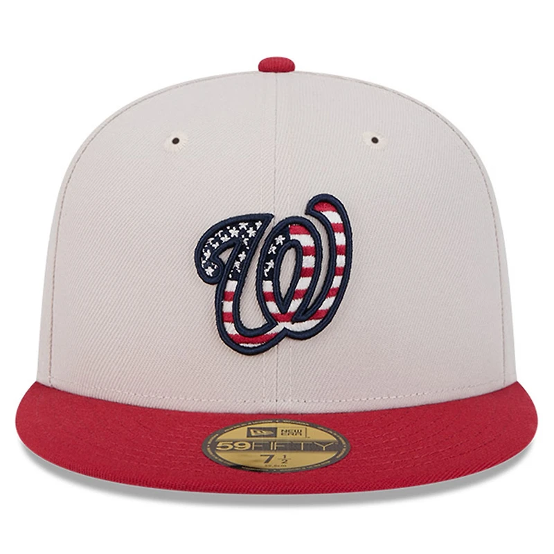 Casquette ajustée 59FIFTY du 4 juillet New Era pour hommes, kaki/rouge, Washington Nationals 2024