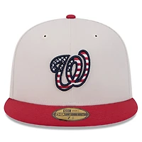 Casquette ajustée 59FIFTY du 4 juillet New Era pour hommes, kaki/rouge, Washington Nationals 2024