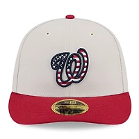 Casquette ajustée 59FIFTY à profil bas du 4 juillet New Era pour hommes, kaki/rouge, Washington Nationals 2024