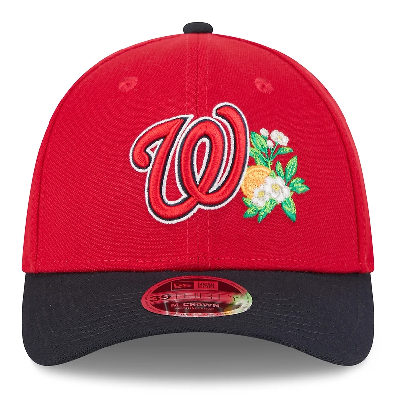Casquette New Era Flex rouge/marine Washington Nationals 2026 Spring Training M-Crown 39THIRTY pour homme
