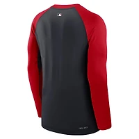 T-shirt à manches longues Nike bleu marine/rouge Washington Nationals Authentic Collection Game Time Raglan Dri-FIT pour homme