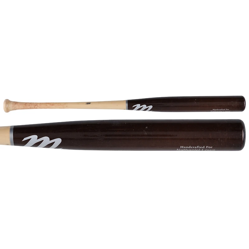 Batte de baseball Marucci marron/beige cassée de Nathaniel Lowe, utilisée par les Nationals de Washington lors du match contre les Cubs de Chicago le 5 juin 2025 - PX672587