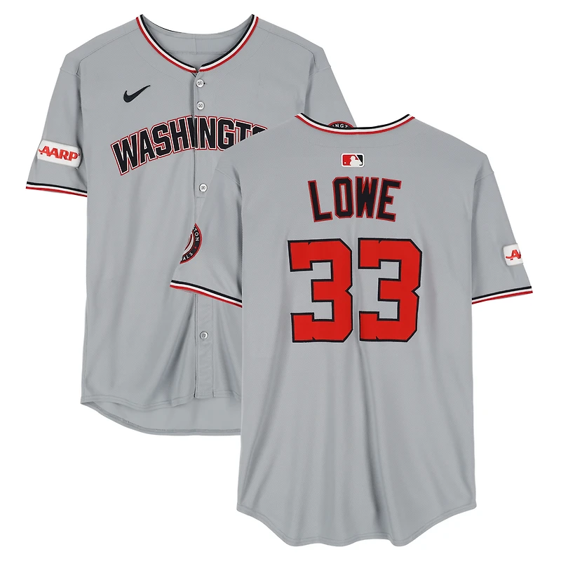 Maillot gris n° 33 de Nathaniel Lowe, porté lors des matchs des Nationals de Washington les 11 avril, 16 mai, 10 juin et 9 juillet 2025