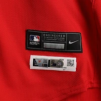 Nathaniel Lowe, maillot rouge n° 33 des Nationals de Washington, lors du match contre les Tigers de Détroit le 2 juillet 2025 – Deuxième match du programme double