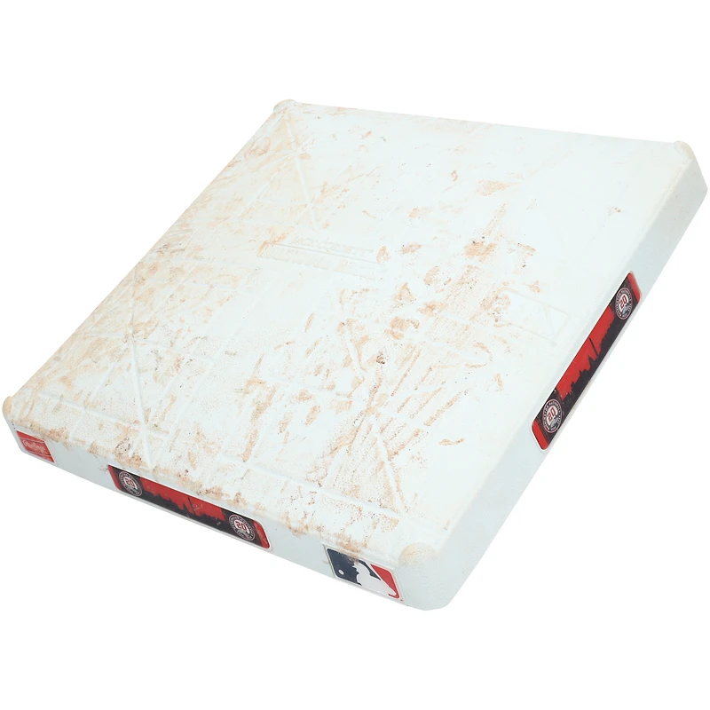 Premier but utilisé par les Nationals de Washington lors du match contre les Braves d'Atlanta les 15 et 16 septembre 2025 - Manches 1 à 3