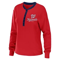 WEAR by Erin Andrews T-shirt rouge à manches longues Waffle Henley des Nationals de Washington pour femmes
