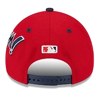 Casquette ajustable New Era 9FORTY rouge/bleu marine pour jeunes joueurs de la MLB 2025 des Nationals de Washington
