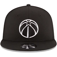 Casquette New Era noire pour homme Washington Wizards, logo noir et blanc 9FIFTY, ajustable.