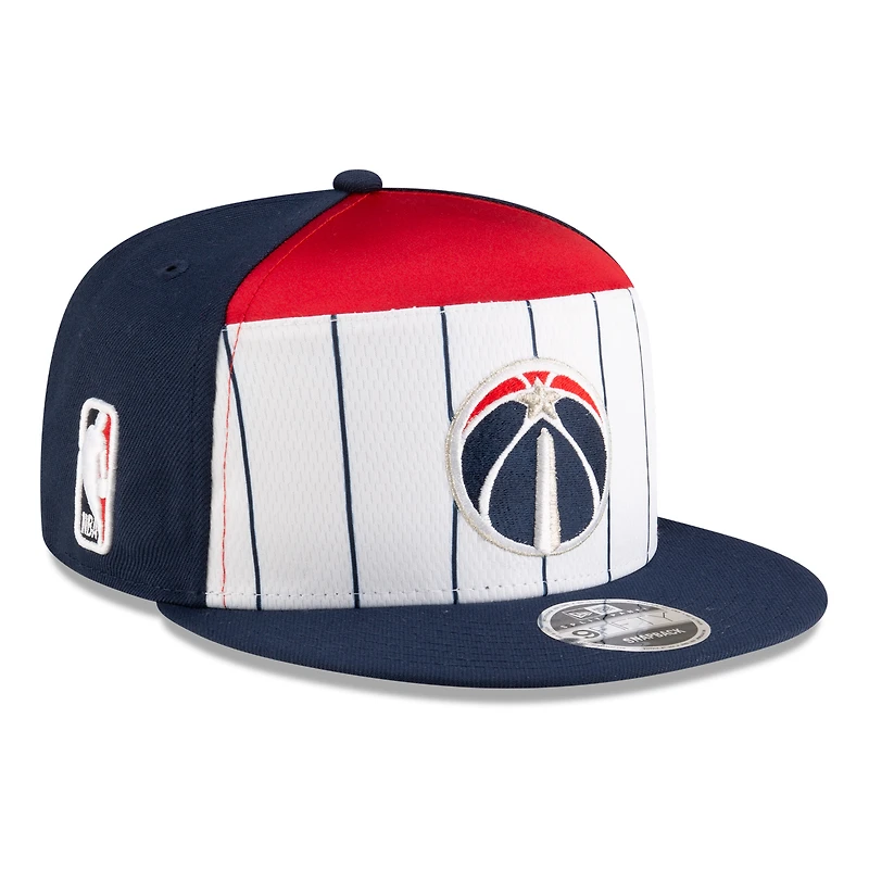 Casquette snapback 9FIFTY blanche/bleu marine pour homme New Era Washington Wizards 2025 NBA Tip Off Split Panel