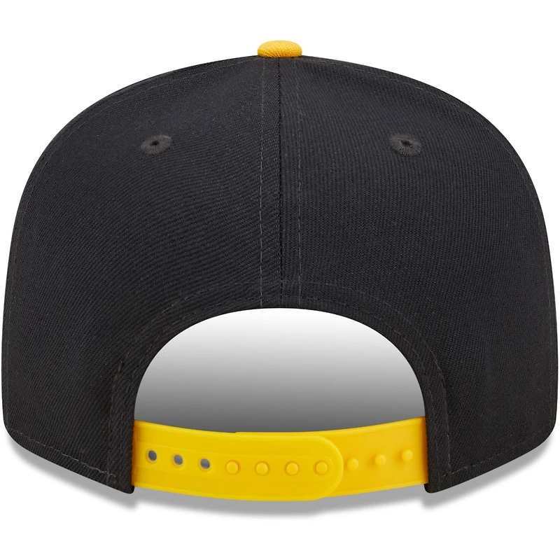 Men's New Era Navy West Virginia Mountaineers Two-Tone Vintage Wave 9FIFTY Snapback Hat