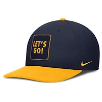 Casquette Nike Sideline Campus Pro Local Snapback bleu marine/doré pour homme des West Virginia Mountaineers 2025