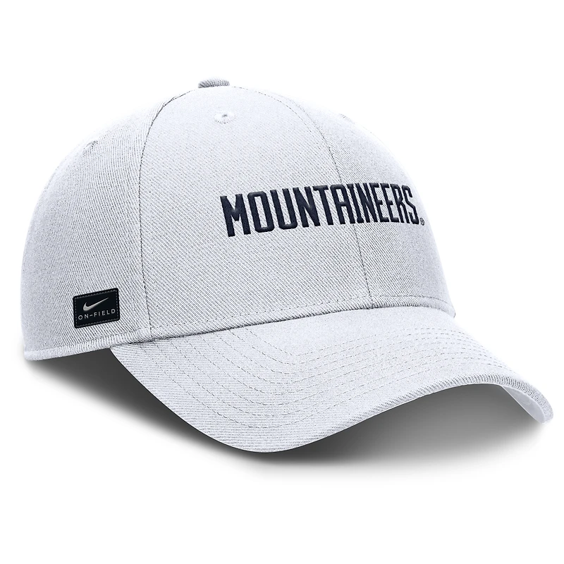 Casquette ajustable Nike blanche West Virginia Mountaineers 2025 On-Field Rise Performance pour homme