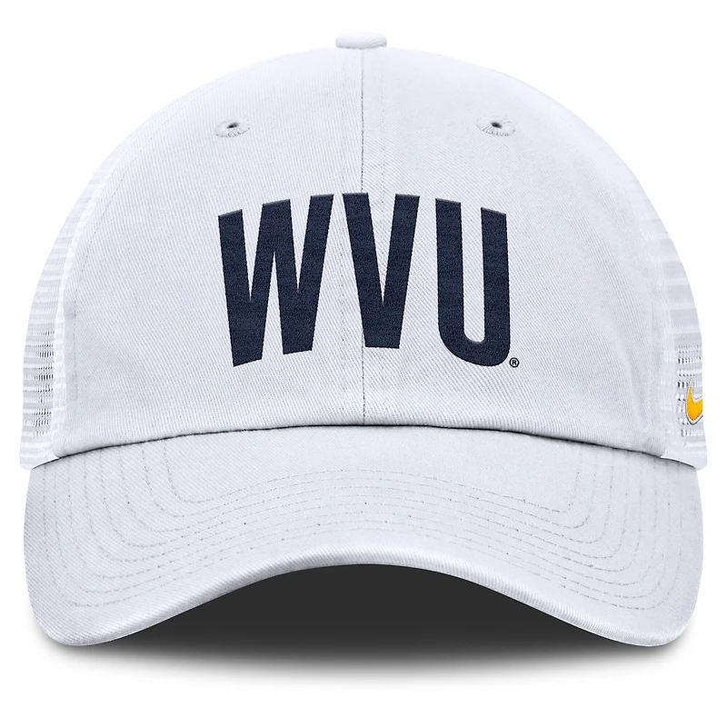 Casquette ajustable Nike blanche West Virginia Mountaineers Club Campus Trucker pour homme