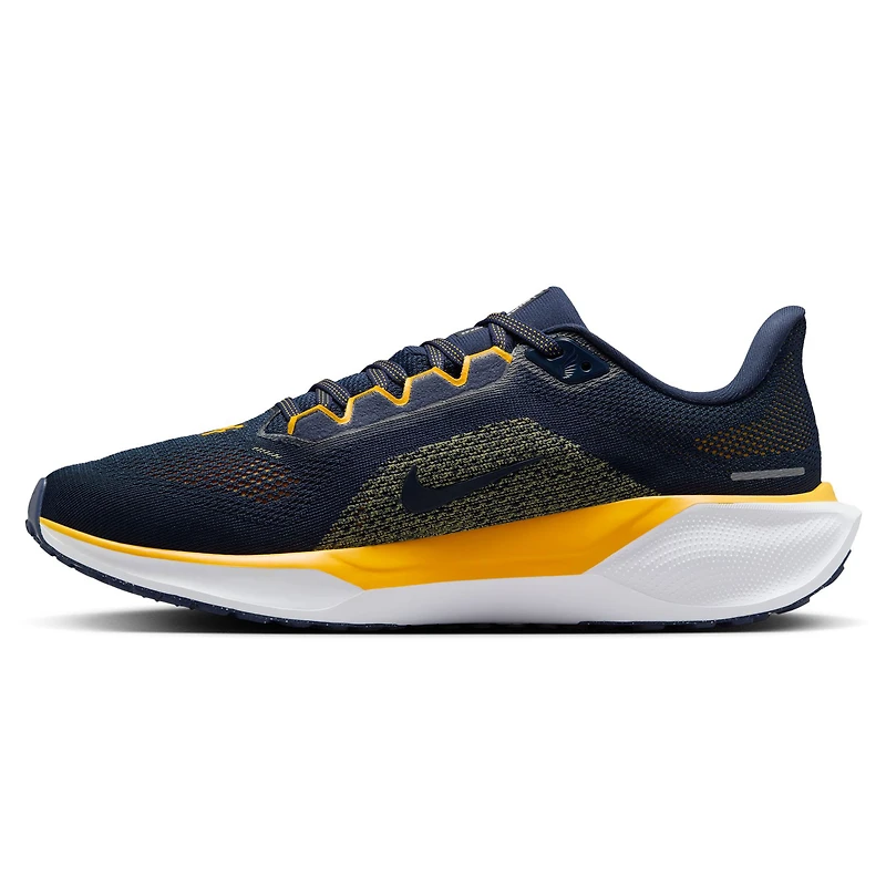 Chaussures de course unisexes Nike Zoom Pegasus 41 bleu marine des West Virginia Mountaineers