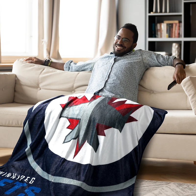 Blue Winnipeg Jets 50'' x 60'' Regular Throw Blanket