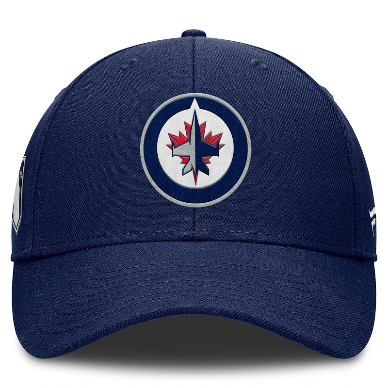 Casquette ajustable structurée Fanatics bleu marine pour homme des Jets de Winnipeg, séries éliminatoires de la Coupe Stanley 2025