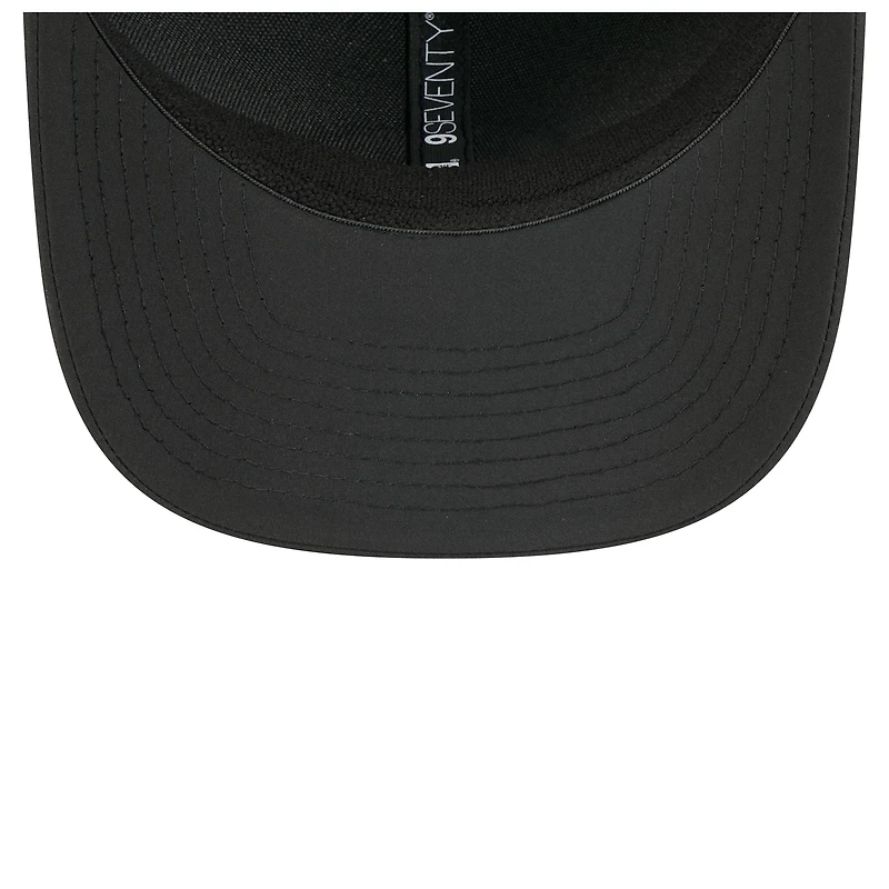 Men's New Era  Black Winnipeg Jets Sport Vented 9SEVENTY Rope Adjustable Hat