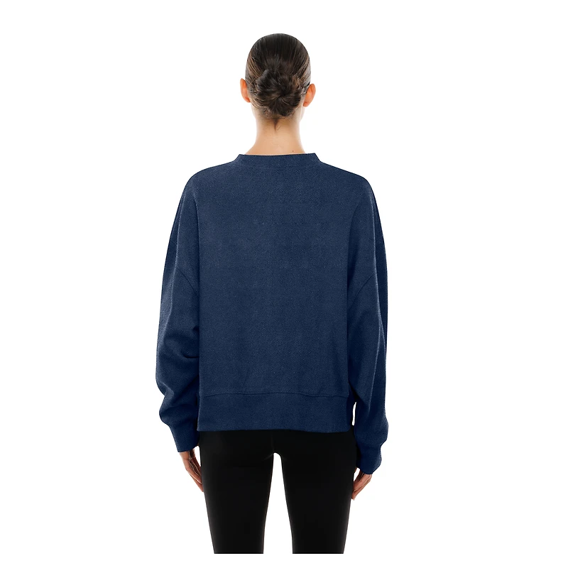 Women's New Era Navy Winnipeg Jets Boxy Mineral Wash Dolman Sleeve Cropped Sweatshirt