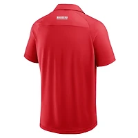 Polo raglan rouge pour homme Fanatics des Wisconsin Badgers Take The Lead Defender