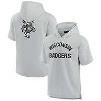 Sweat à capuche unisexe Fanatics Grey Wisconsin Badgers Elements en polaire super douce manches courtes