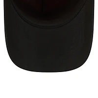 Casquette unisexe New Era orange/noire WNBA Tip-Off 2026 avec badge en métal et monture en A, modèle 9FORTY ajustable