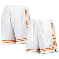 Women's Nike WNBA Logowoman Team 13 Crossover Performance Shorts