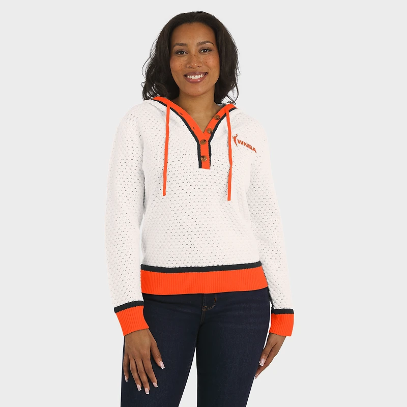 Pull à capuche crème WNBA pour femme WEAR by Erin Andrews