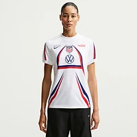 Haut d'avant-match Nike blanc USMNT x VAA 2026 Dri-FIT pour femme