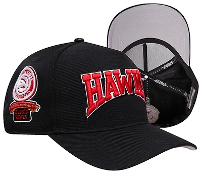 Pro Standard Hawks Crest Emblem Flatbrim Snapback - Men's