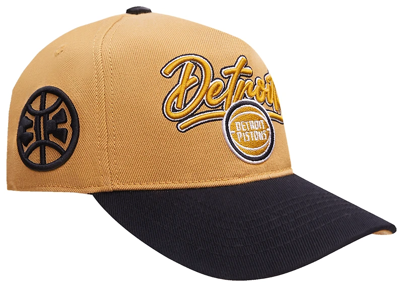 Pro Standard Pistons Script Pinch Front Snapback - Men's