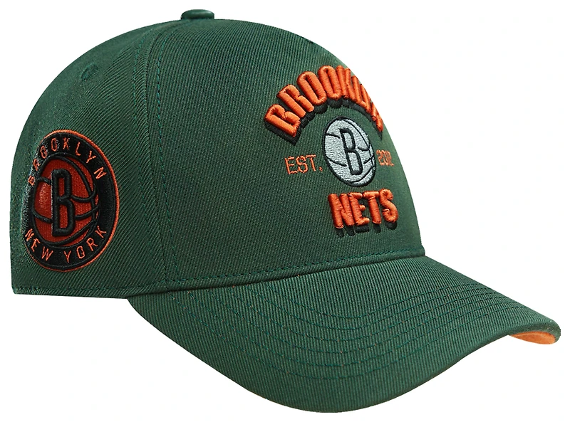 Pro Standard Nets Script Pinch Front Snapback - Men's