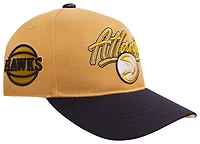 Pro Standard Hawks Script Pinch Front Snapback - Men's