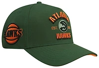 Pro Standard Hawks Pinch Front Snapback - Men's