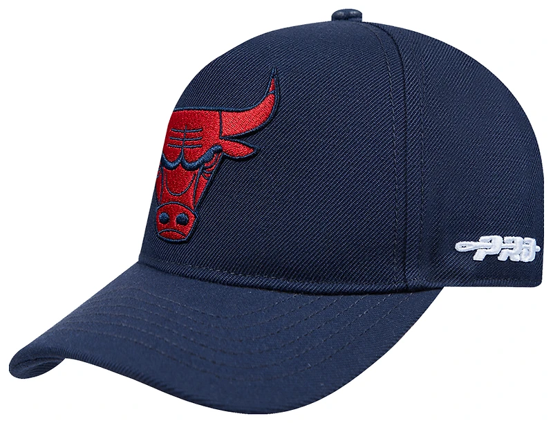 Pro Standard Bulls Olympic Wool Blend Snapback - Adult